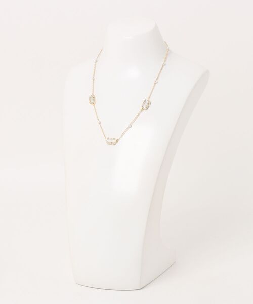 MARC JACOBS(マークジェイコブス)の「J MARC LUXE CHAIN NECKLACES/J マーク リュクス MOP チェーン ネックレス(ネックレス・レディース・ゴールド・ONE SIZE)」の3枚目の写真