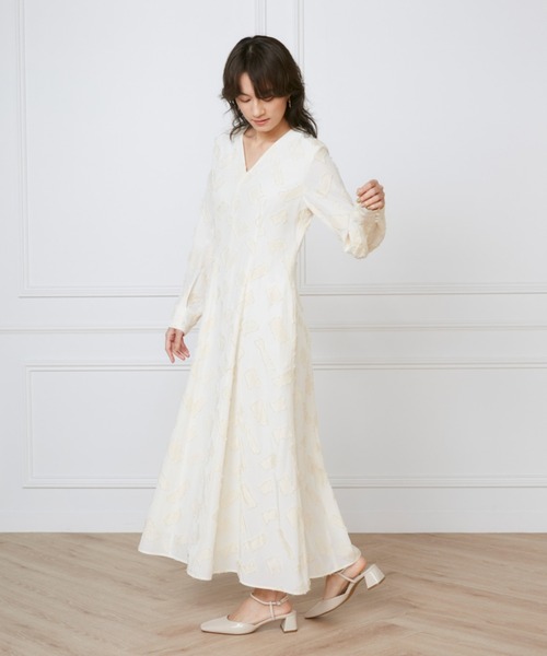 INED(イネド)の「カットジャガードミディ丈ワンピース《la veille by SUPERIOR CLOSET》(ワンピース・レディース・サックスブルー/アイボリー・9号/11号/7号)」の20枚目の写真