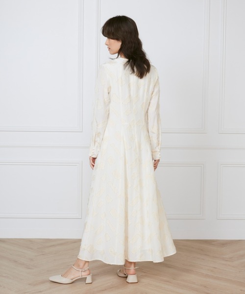INED(イネド)の「カットジャガードミディ丈ワンピース《la veille by SUPERIOR CLOSET》(ワンピース・レディース・サックスブルー/アイボリー・9号/11号/7号)」の19枚目の写真