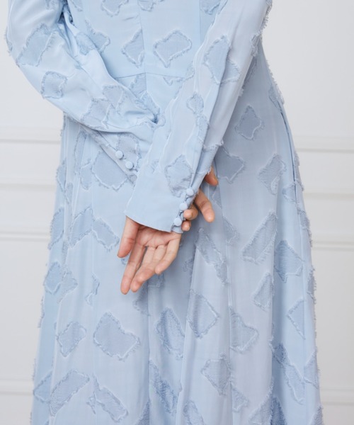 INED(イネド)の「カットジャガードミディ丈ワンピース《la veille by SUPERIOR CLOSET》(ワンピース・レディース・サックスブルー/アイボリー・9号/11号/7号)」の14枚目の写真