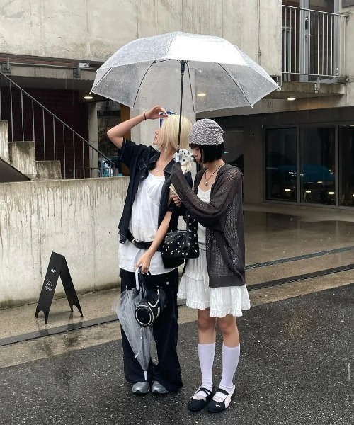 BLACKUP（ブラックアップ）の「[MADE] エルニンスカッシュニットフードジップアップ（パーカー・レディース・チャコール/アイボリー・FREE）」の9枚目の写真