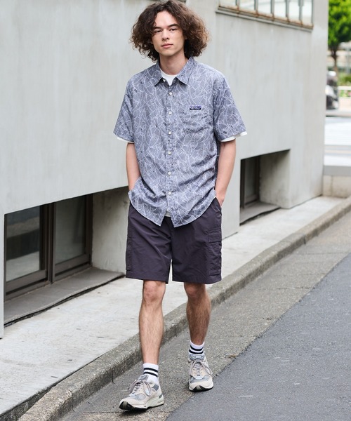 ragged mountain（ラギットマウンテン）の「【RAGGED MOUNTAIN：ラギットマウンテン】【ベタつかないリップル素材】EFFINGHAM/エフィンガム ライトリップル ドライ 総柄シャツ 速乾・軽量 肌離れが良いシボ感 涼しい 半袖シャツ（シャツ/ブラウス・メンズ・ベージュ/ネイビー/グレー/カーキ/ライトグレー/ピンク/チャコールグレー/ブルー・MEDIUM/LARGE/X-LARGE）」の21枚目の写真