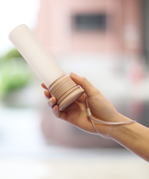 sankyo shokai（サンキョウショウカイ）の「氷のう 氷嚢 スティック型  魔法瓶ホルダー 冷却グッズ（アウトドアグッズ・レディース・ブルー/チャコールグレー/グレイッシュベージュ/アイボリー/モカ・FREE）」の8枚目の写真