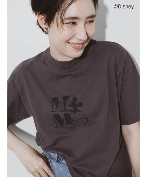 Te chichi（テチチ）の「【Disney】ミッキー/ワンカラー刺繍Tシャツ（Tシャツ/カットソー・レディース・チャコールグレー/オフホワイト/ベージュ・F）」の4枚目の写真