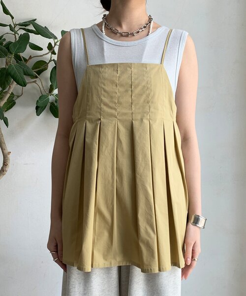 DouDou(ドゥドゥ)の「プリーツチュニックキャミ(シャツ/ブラウス・レディース・ブラック/ベージュ・FREE)」の21枚目の写真