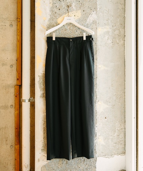 MARKAWARE/marka】別注 TWO TUCK MILITARY TROUSERS（スラックス