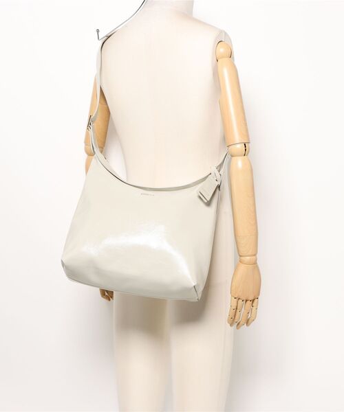 BARRETTA(バレッタ)の「フェイクレザーワンショルダーバッグ(ショルダーバッグ・レディース・ブラック/アイボリー・FREE)」の5枚目の写真