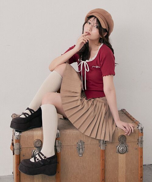 MAJESTIC LEGON（マジェスティックレゴン）の「フロントリボンレイヤード風トップス（Tシャツ/カットソー・レディース・ホワイト系その他2/ネイビー/レッド・MEDIUM）」の4枚目の写真