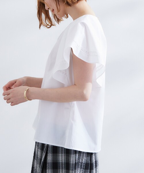 grove(グローブ)の「【サスティナブル原料】涼し気フレアスリーブブラウス(シャツ/ブラウス・レディース・ブラック/オフホワイト/ライトグリーン・01/02/03/04/05)」の17枚目の写真