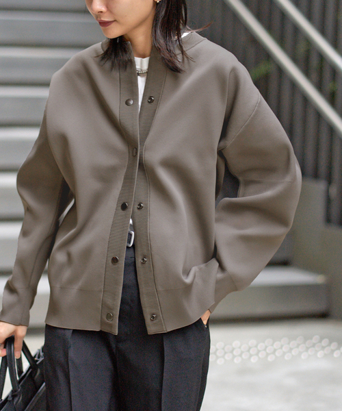 JOURNAL STANDARD(ジャーナルスタンダード)の「《WEB限定追加》ウォッシャブルバナナスリーブカーディガン(カーディガン/ボレロ・レディース・ブラック/チャコールグレー/ブラウン・FREE)」の13枚目の写真