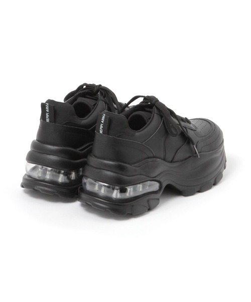 repipi armario(レピピ アルマリオ)の「クリアソールダッドスニーカー(スニーカー・キッズ・ブラック/グレー/ホワイト・LARGE/MEDIUM/SMALL)」の6枚目の写真