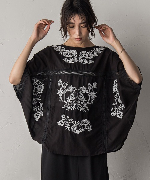 MAYSON GREY(メイソングレイ)の「ボタニカル刺繍ドルマンブラウス≪手洗い可能≫(シャツ/ブラウス・レディース・ホワイト/チャコールグレー/ブラック・M)」の7枚目の写真