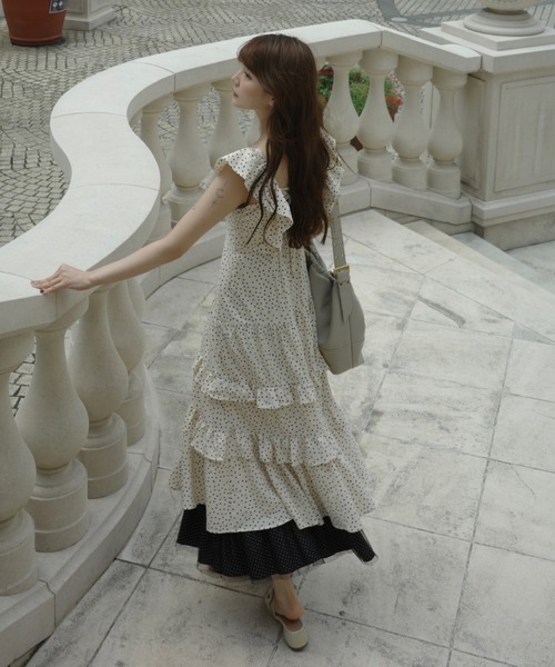 idem(イデム)の「dot × dot many frill onepiece / フリルドットワンピース(ワンピース・レディース・アイボリー/ブラック・FREE)」の7枚目の写真