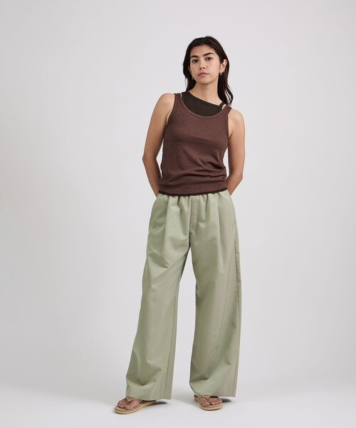 Saturdays NYC（サタデーズ ニューヨークシティ ）の「Palmetto Tuck Wide Pants（その他パンツ・レディース・ブルー/オリーブ・L/M/S）」の7枚目の写真