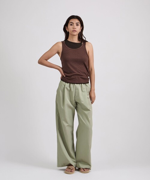 Saturdays NYC（サタデーズ ニューヨークシティ ）の「Palmetto Tuck Wide Pants（その他パンツ・レディース・ブルー/オリーブ・L/M/S）」の8枚目の写真