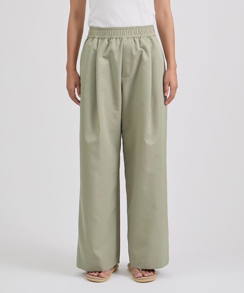 Saturdays NYC（サタデーズ ニューヨークシティ ）の「Palmetto Tuck Wide Pants（その他パンツ・レディース・ブルー/オリーブ・L/M/S）」の2枚目の写真