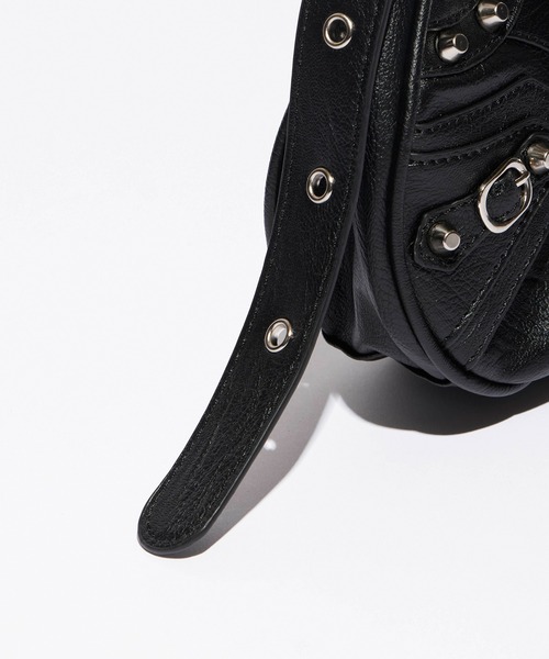 Chick（チック）の「Metal  studs Gather Shoulder Bag / メタルスタッズギャザーショルダーバッグ（ショルダーバッグ・レディース・ホワイト/ブラック・FREE）」の12枚目の写真