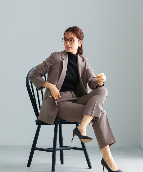 WHITE JOOLA（ホワイトジョーラ）の「【洗える・ストレッチ】ウォッシャブルツイルストレッチ・フルレングスストレートパンツ（テーラードジャケット・レディース・ネイビー/チャコールグレー/モカ・S/M/L）」の6枚目の写真
