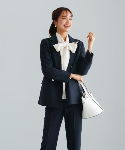 WHITE JOOLA（ホワイトジョーラ）の「【洗える・ストレッチ】ウォッシャブルツイルストレッチ・フルレングスストレートパンツ（テーラードジャケット・レディース・ネイビー/チャコールグレー/モカ・S/M/L）」の20枚目の写真