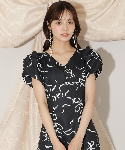 リボンプリントバブルスリーブフレアワンピース