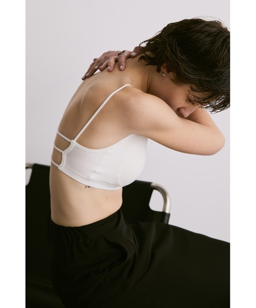 un/neu（アンノイ）の「バイカラーストラップカップ付きインナー（キャミソール・レディース・ブラック/ホワイト/ブラウン/グレー・FREE）」の20枚目の写真