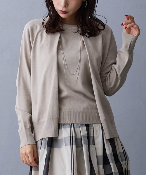 NICOLE white(ニコルホワイト)の「レイヤードニットプルオーバー(ニット/セーター・レディース・ネイビー/グレー/ブラウン/ボルドー・FREE)」の2枚目の写真