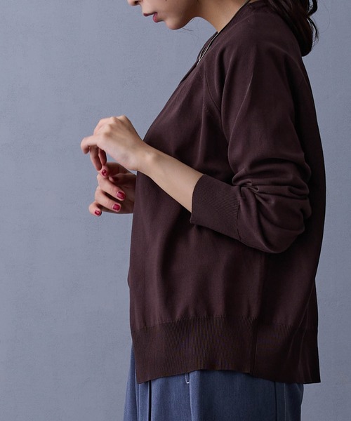 NICOLE white(ニコルホワイト)の「レイヤードニットプルオーバー(ニット/セーター・レディース・ネイビー/グレー/ブラウン/ボルドー・FREE)」の22枚目の写真