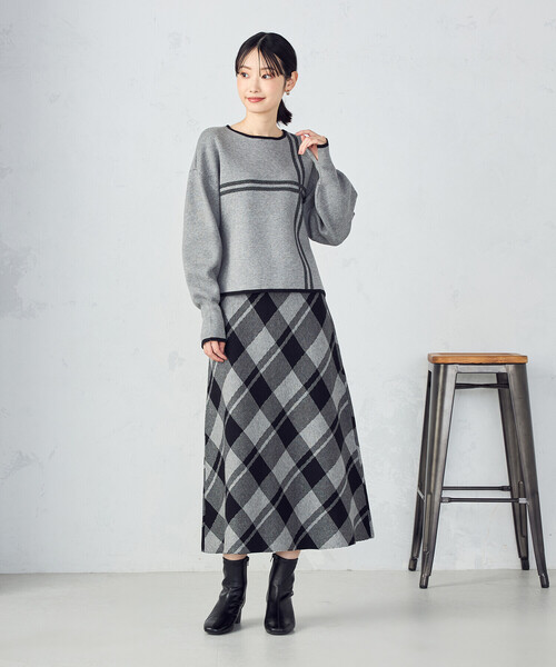 COMME CA ISM（コムサイズム）の「チェック柄　ニットスカート / セットアップ対応（スカート・レディース・ブラック/グレー・LARGE/MEDIUM）」の3枚目の写真