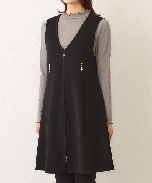 TO BE CHIC（トゥー ビー シック）の「マットストレッチダンボール ロングジレ（ベスト・レディース・ピンク系その他2/ブラック・40/42）」の3枚目の写真