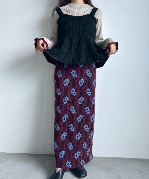 ケーブル編みフレアニットビスチェ（ニット/セーター）｜Unitage