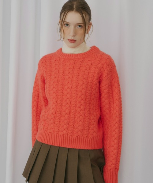 Olu.（オルドット）の「クルーネックケーブルニット（ニット/セーター・レディース・イエロー/ネイビー/レッド/アイボリー/ブルーグレー/グレー・FREE）」の6枚目の写真