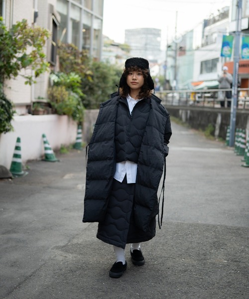 Snow Peak（スノーピーク）の「Snow Peak / Seamless Quilted Down Wrap Skirt  シームレスキルティングダウンラップスカート（スカート・レディース・ブラック/オリーブ・1/2/3）」の15枚目の写真