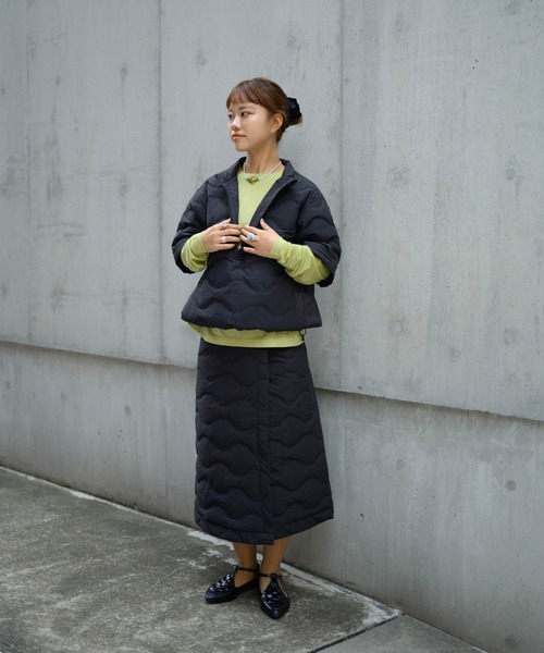 Snow Peak（スノーピーク）の「Snow Peak / Seamless Quilted Down Wrap Skirt  シームレスキルティングダウンラップスカート（スカート・レディース・ブラック/オリーブ・1/2/3）」の17枚目の写真