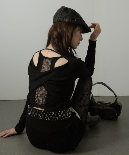 Ulysses（ユリシス）の「バックオープンカットアウトデザインカットソー（Tシャツ/カットソー・レディース・ブラック/ホワイト/グレー・F）」の3枚目の写真