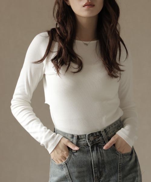 Ulysses（ユリシス）の「バックオープンカットアウトデザインカットソー（Tシャツ/カットソー・レディース・ブラック/ホワイト/グレー・F）」の9枚目の写真