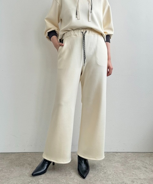LHELBIE(レルビエ)の「ダンボール2WAYパンツ(その他パンツ・レディース・ネイビー/アイボリー/ブラック・M)」の2枚目の写真