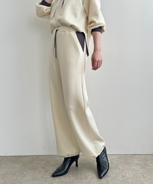LHELBIE(レルビエ)の「ダンボール2WAYパンツ(その他パンツ・レディース・ネイビー/アイボリー/ブラック・M)」の21枚目の写真