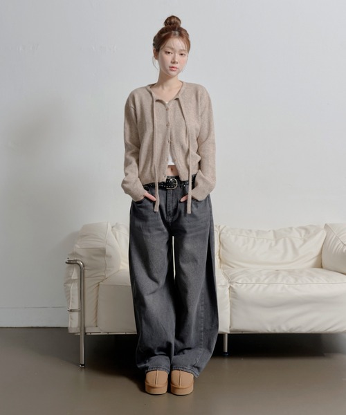 UNE MANSION（ユヌマンション）の「ラブリーフロントリボンボタンカーディガン（ニット/セーター・レディース・ベージュ/ブラック/アイボリー/グレー・FREE）」の11枚目の写真