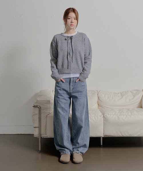 UNE MANSION（ユヌマンション）の「ラブリーフロントリボンボタンカーディガン（ニット/セーター・レディース・ベージュ/ブラック/アイボリー/グレー・FREE）」の5枚目の写真