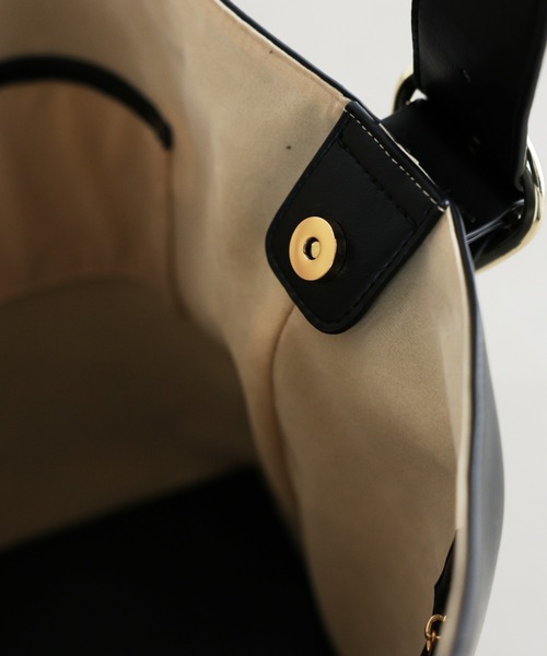 BABYLONE（バビロン）の「ワンハンドル2WAYトート（ハンドバッグ・レディース・ベージュ/ブラック・フリー）」の6枚目の写真