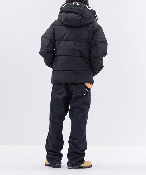 JOHN'S CLOSET（ジョンズクローゼット）の「【13】フードロゴ 中綿ジャケット（ダウンジャケット/コート・メンズ・ホワイト/ブラック・X-LARGE/LARGE/MEDIUM）」の16枚目の写真