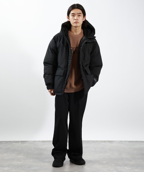 BAYFLOW（ベイフロー）の「ファイバー中綿フードブルゾン（ダウンジャケット/コート・メンズ・グレイッシュベージュ/ブラック・LARGE/MEDIUM）」の3枚目の写真