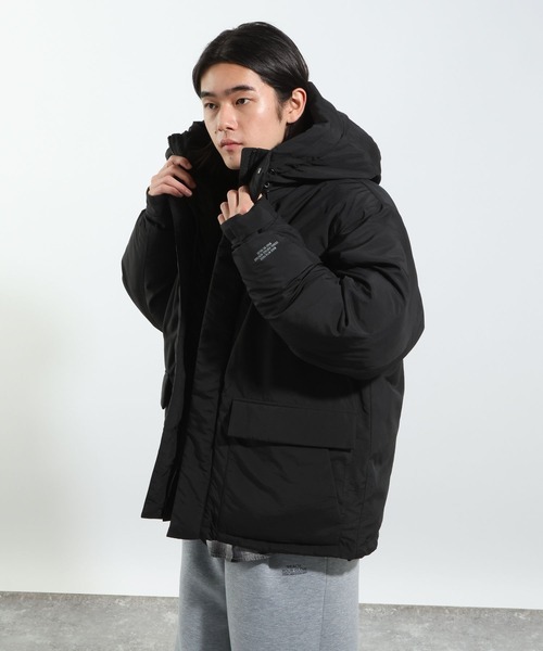 BAYFLOW（ベイフロー）の「ファイバー中綿フードブルゾン（ダウンジャケット/コート・メンズ・グレイッシュベージュ/ブラック・LARGE/MEDIUM）」の6枚目の写真