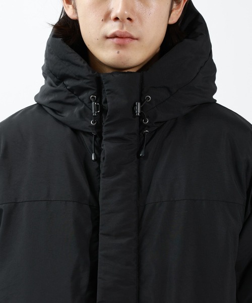 BAYFLOW（ベイフロー）の「ファイバー中綿フードブルゾン（ダウンジャケット/コート・メンズ・グレイッシュベージュ/ブラック・LARGE/MEDIUM）」の22枚目の写真