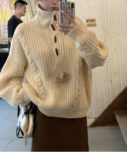 タートルネックツイストセーター（ニット/セーター）｜Vipoa（ヴィポア