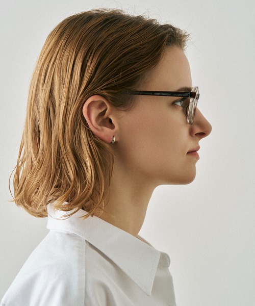 NUEF （ヌエフ）の「ウェリントン型｜クリアレンズ｜トレンド｜紫外線対策｜UVカット｜眼鏡｜NUEF｜（メガネ・レディース・ブラウン/ブラック・FREE）」の4枚目の写真