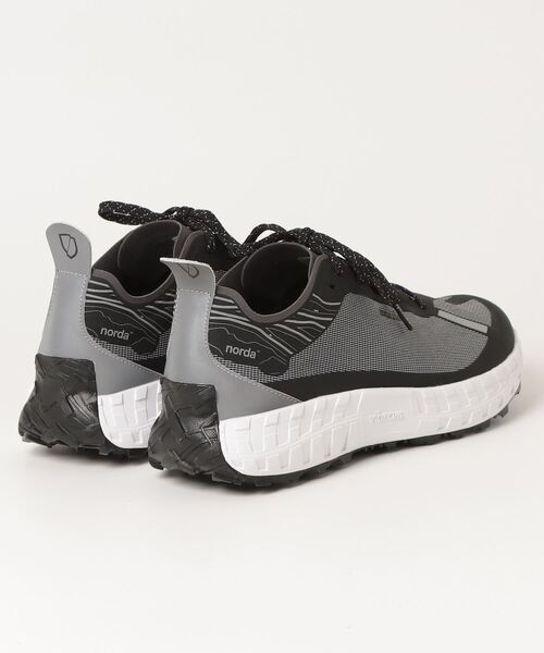 fridge（フリッジ）の「【norda】ノルダ 001(Core Black)（スニーカー・メンズ・ブラック・10.5/12/10/9/9.5）」の2枚目の写真