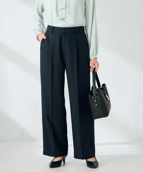 a.v.v（アーヴェヴェ）の「【洗える/イージーケア/ストレッチ】パウダーツイルワイドストレートパンツ（その他パンツ・レディース・ブラック/ブラウン/ネイビー・38/36/40/34/42）」の6枚目の写真