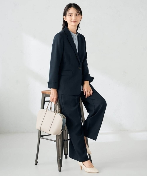 a.v.v（アーヴェヴェ）の「【洗える/イージーケア/ストレッチ】パウダーツイルワイドストレートパンツ（その他パンツ・レディース・ブラック/ブラウン/ネイビー・38/36/40/34/42）」の14枚目の写真