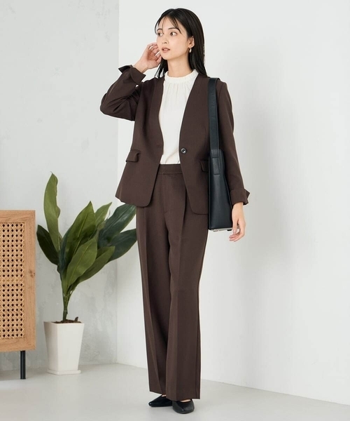 a.v.v（アーヴェヴェ）の「【洗える/イージーケア/ストレッチ】パウダーツイルワイドストレートパンツ（その他パンツ・レディース・ブラック/ブラウン/ネイビー・38/36/40/34/42）」の21枚目の写真